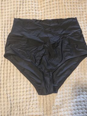 High-Waist Black Women's Swim Bikini Bottom